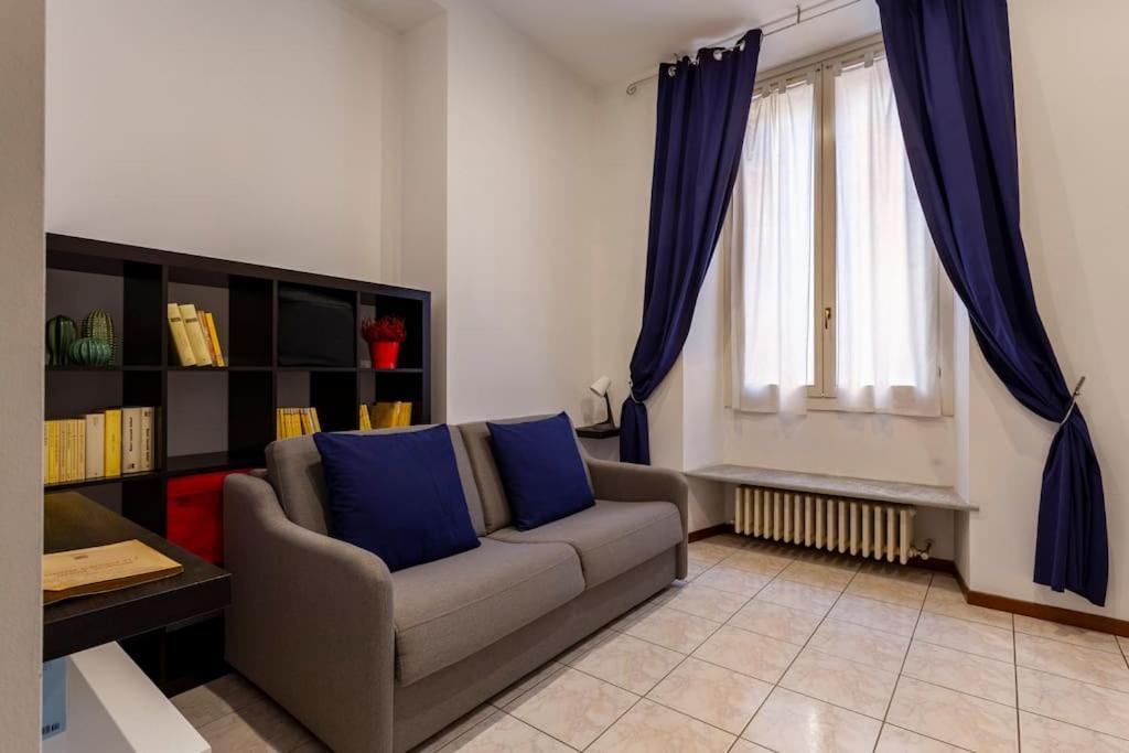 Luxury Loft On The Duomo Wifi & Netflix Apartment มิลาน ภายนอก รูปภาพ